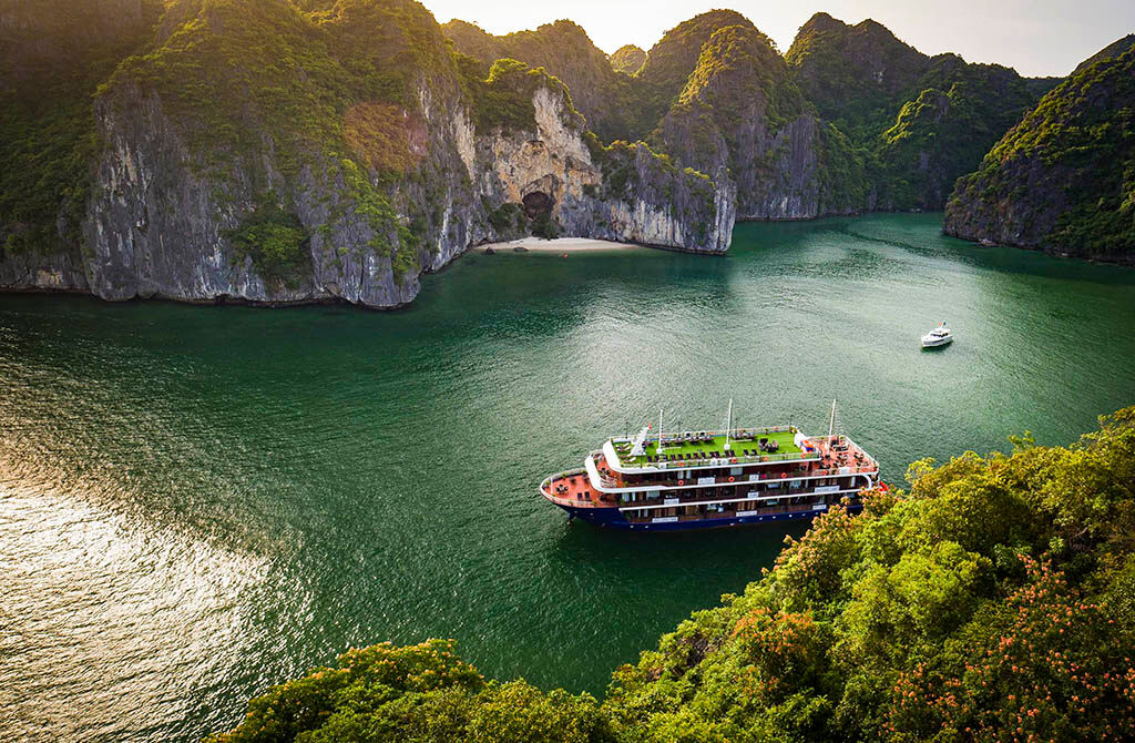 Immerse in Halong Bay’s emerald waters